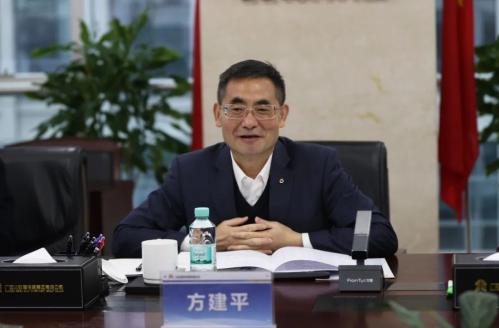 方建平在座谈中介绍了建设银行广西区分行的业务发展情况,表示北投