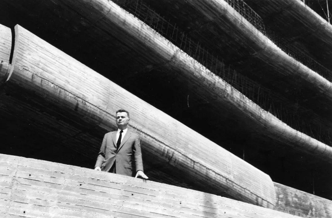 08 judith york newman——保罗·鲁道夫停车场的规模及其配置与