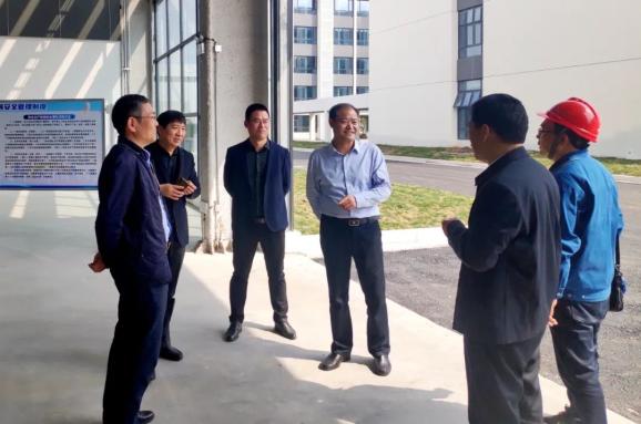 书记镇长的一周