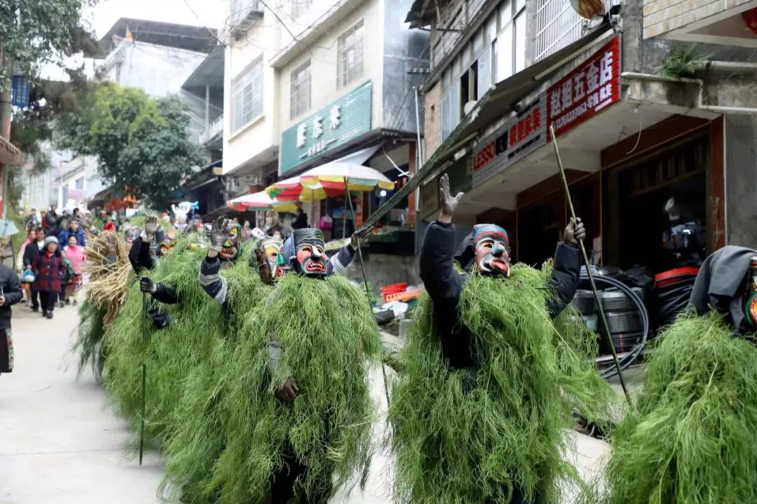 芒篙祈福送吉祥 笙歌踩堂度佳节_澎湃号·媒体_澎湃新闻-The Paper