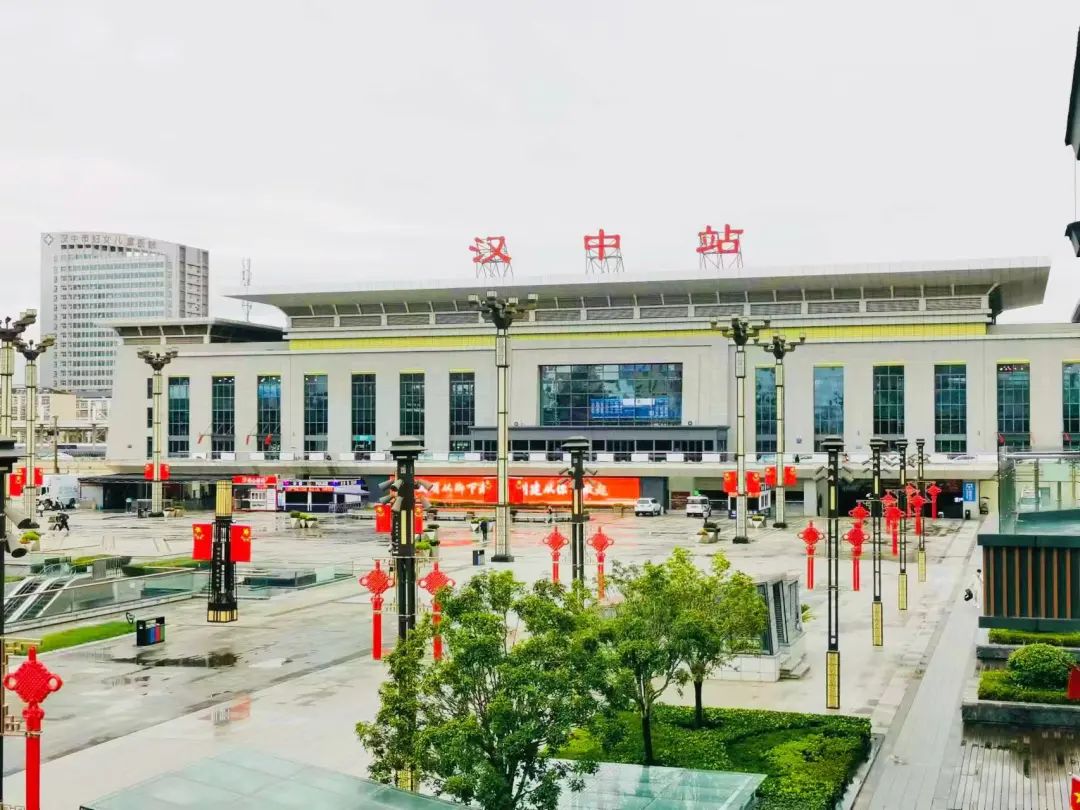 即日起,乘坐这些列车需进行二次安检_澎湃号·政务