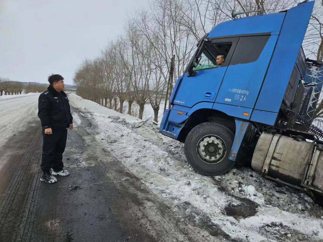 风暖冰消春回大地 警暖民心共话平安_澎湃号·政务_澎湃新闻-the