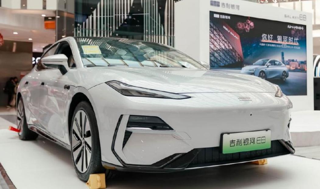 汉降到了16.98万,比亚迪打算掀桌子了