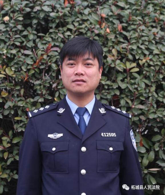 张凤祥(执行局)张凤祥 速执团队04公正之心,法律为先.