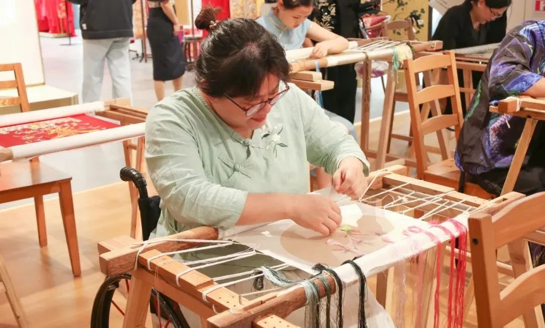 公益课程招生 | 非物质文化遗产——苏绣_澎湃号·政务_澎湃新闻-the