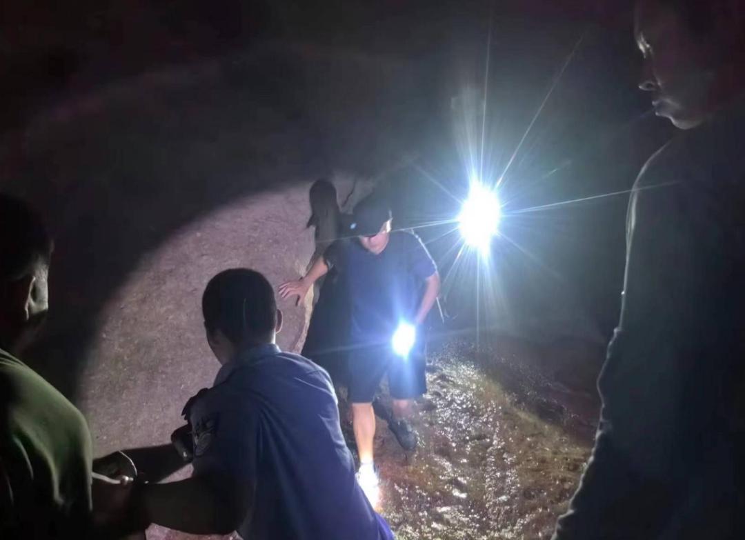 近年来,三沙派出所主动融入县委县政府"全域旅游"发展蓝图,精准把握镇