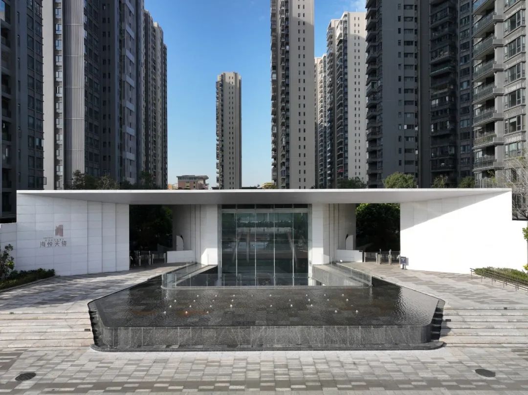 房源情况本次出租的人才房分别位于海悦天铸华苑项目及骏景湾嘉骏花园