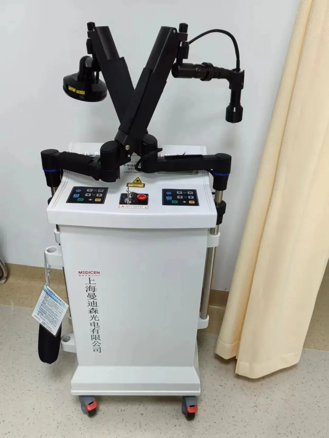 腰酸腿痛不犯愁,塘桥中医全专结合一站式体验_澎湃号·政务_澎湃新闻