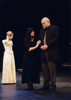 这导演什么来头,"简历比我命还长"_澎湃号·政务_澎湃新闻-the paper