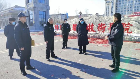 筑牢安全防线 守护校园平安永吉县公安局开展辖区校园安全检查工作