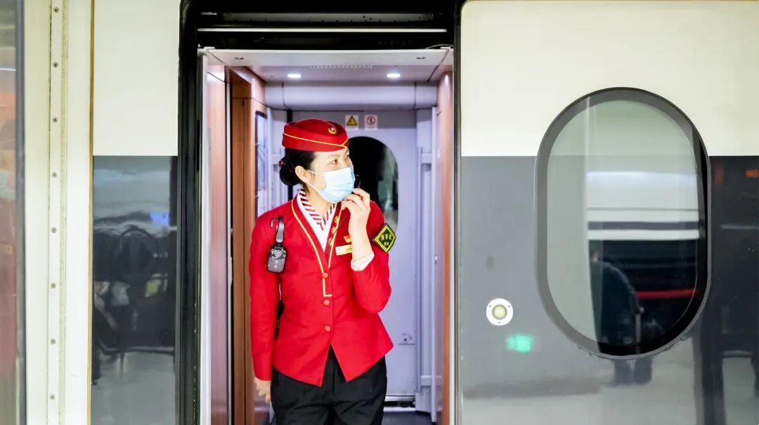 服务往来京津冀三地旅客出行津兴城际列车上天津西往来北京大兴机场站