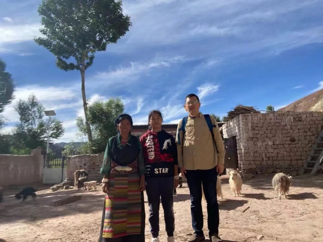 20年用爱培育黄浦江畔格桑花