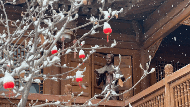 当最美的八坊十三巷下了雪,简直惊艳了整个二月_澎湃号·政务_澎湃