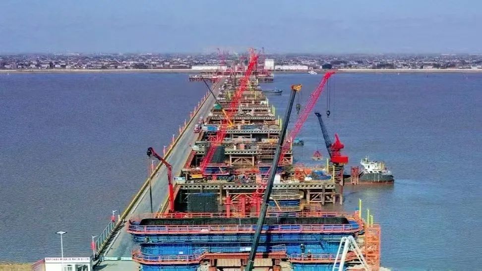 崇启公铁长江大桥进入两主墩承台施工阶段_澎湃号·政务_澎湃新闻-the
