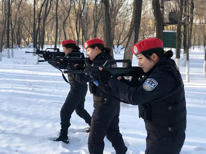 特警女服装图片