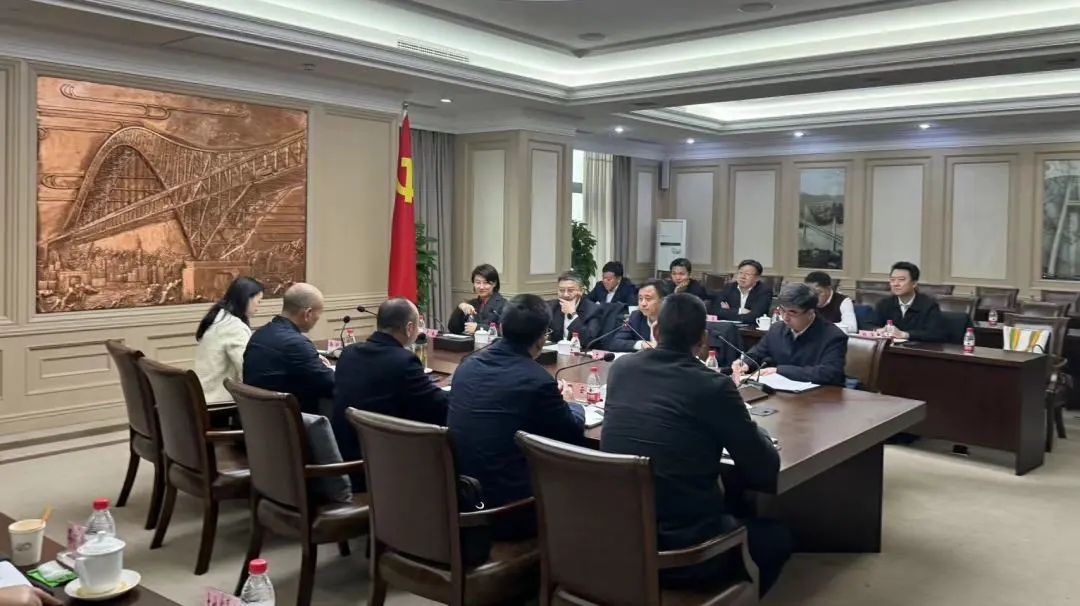 文兵赴重庆市开展工作交流