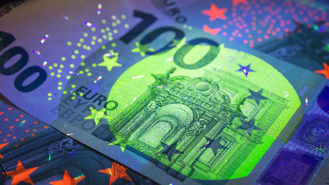 100欧元假钞横行,希腊多地出现,验钞机竟无法识别