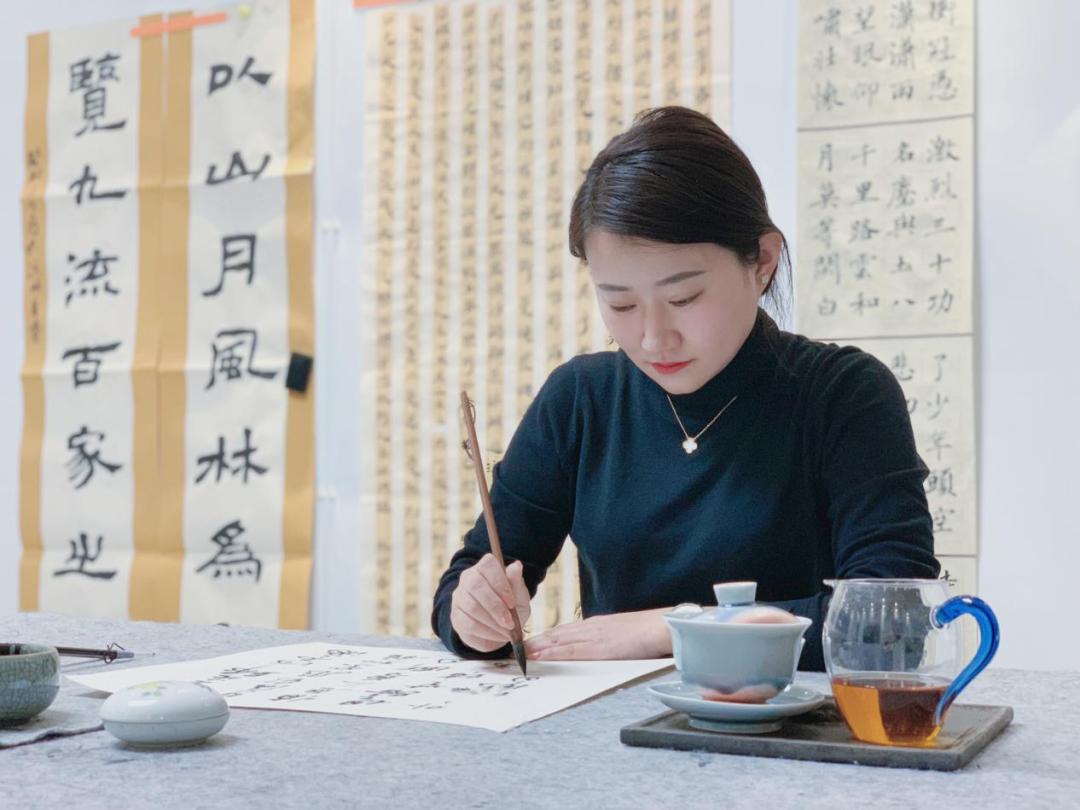 【巾帼风采】武威市巾帼艺术家风采展(一)——市书法家协会女艺术家