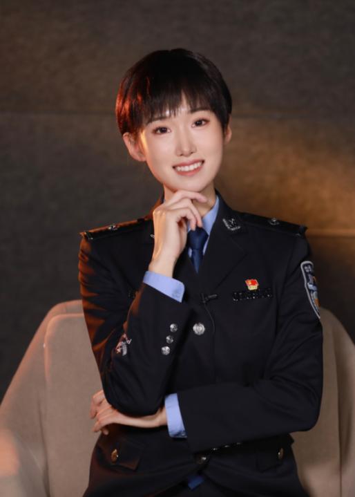 中国最美女警察图片