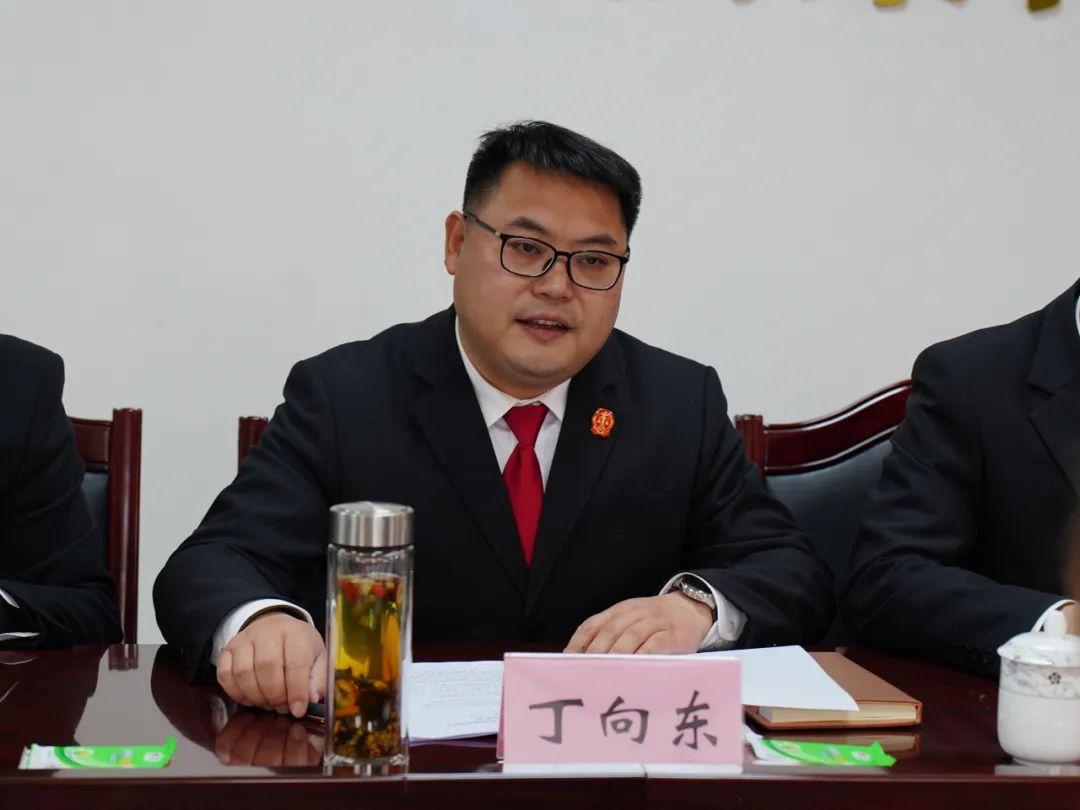 丁向东表示,沿滩法院在今后的工作中将认真落实宋筱茜书记提出的各项