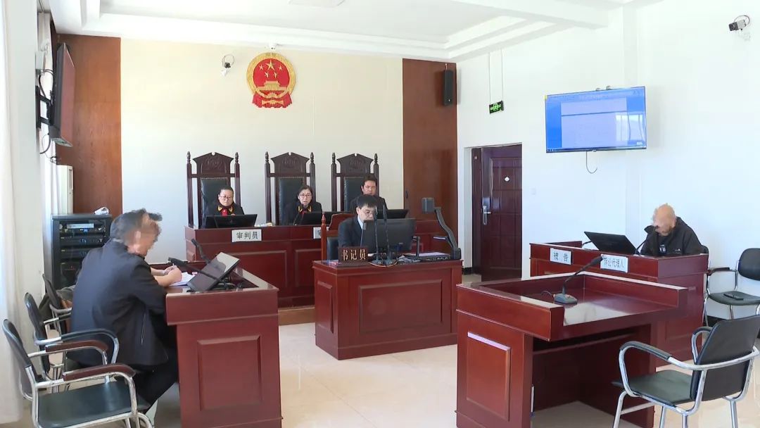 巾帼标兵李玉梅做社会公平正义的忠实维护者