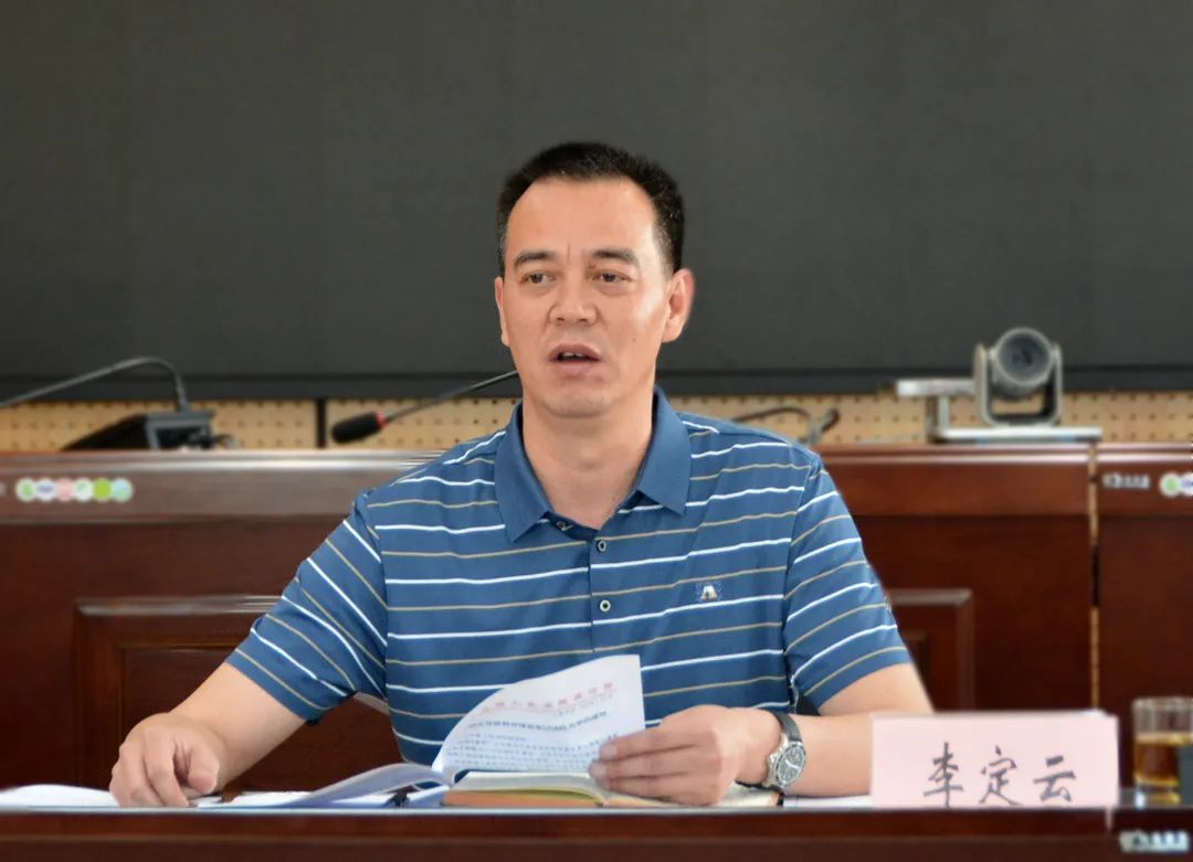 普洱中院党组成员政治部主任李定云到景谷法院调研指导工作