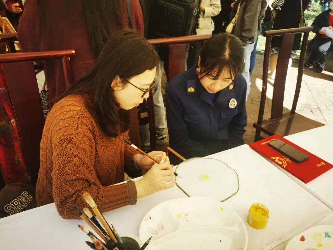 体验非遗文化,感悟摄影魅力……市,区两级工会花样迎