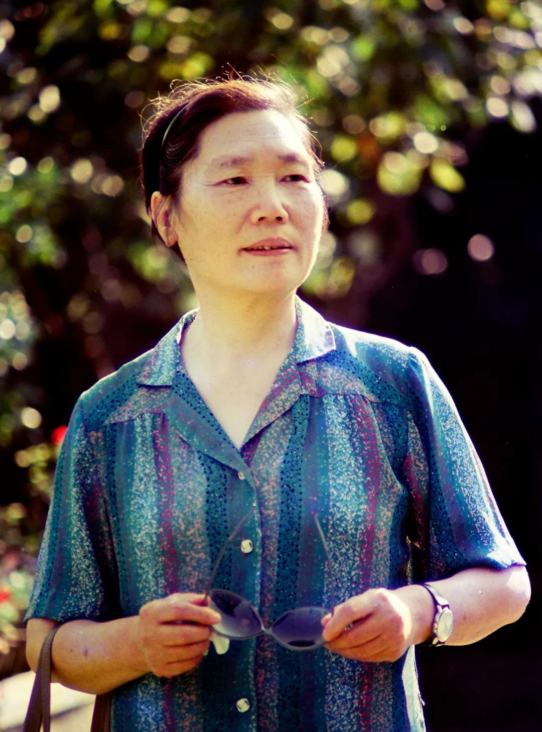 作家 茹志鹃 (1925-1998)作曲家 黄准曲艺表演艺朮家 嫩娘京剧表演