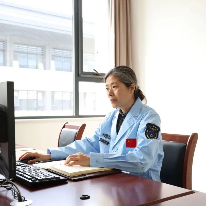 每一个你都在闪闪发光