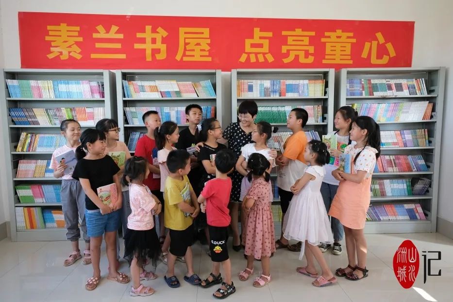 "笨狼妈妈"汤素兰的妇女节礼物 | 山水洲城记_澎湃号·媒体_澎湃新闻