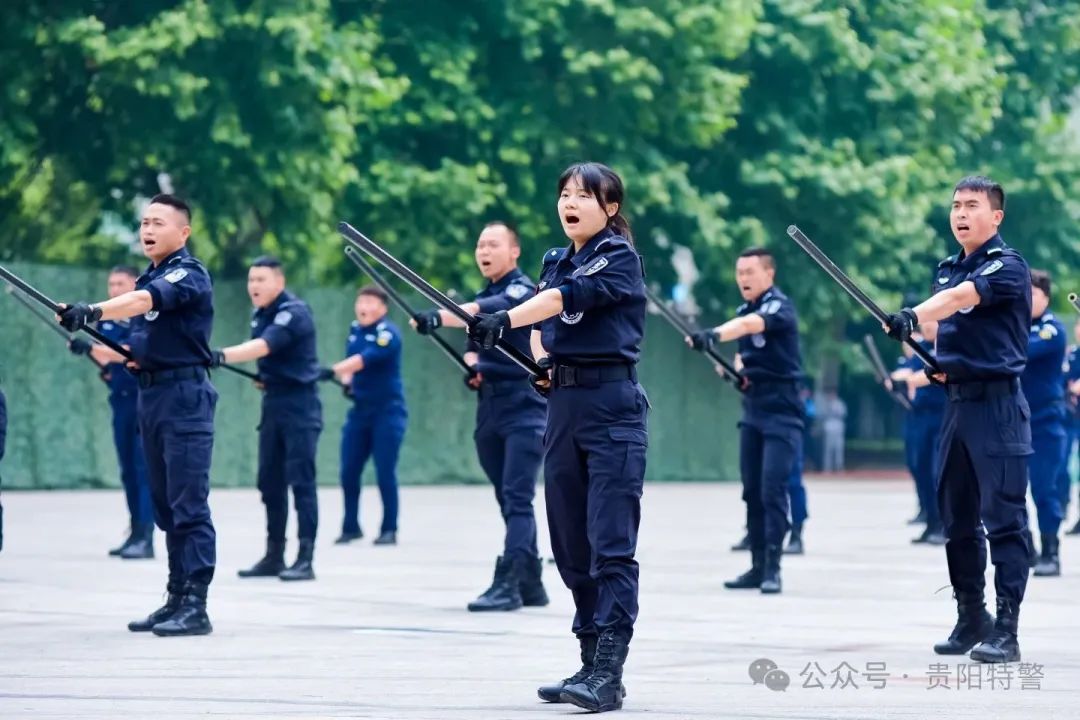 女特警形象图片