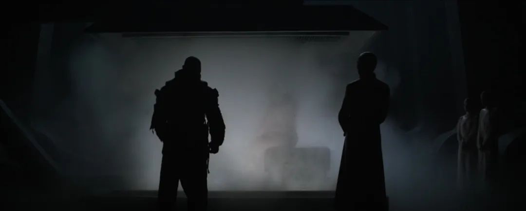 哈克南家族同样历史悠久,与厄崔迪家族有着深远复杂的纠葛和剑拔弩张