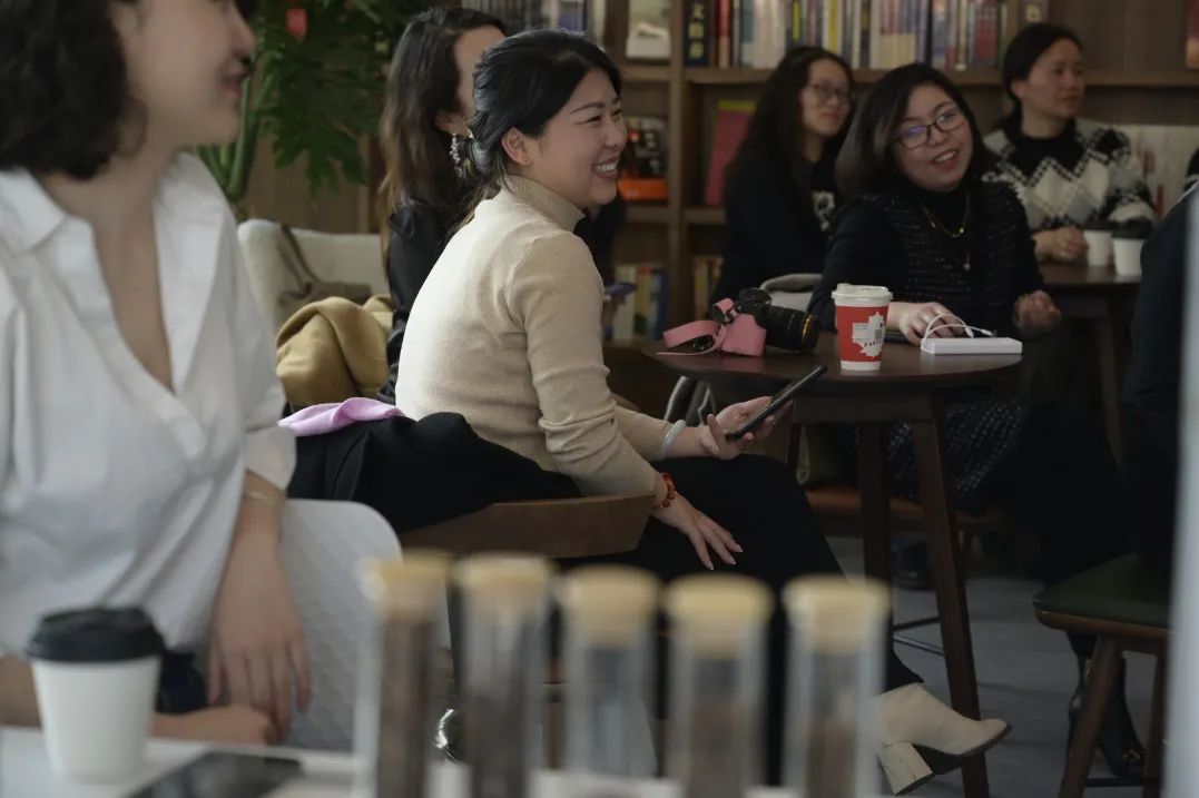 日子里祝所有女神们节日快乐乘风破浪 闪闪发光供稿|政治处施雯原标题