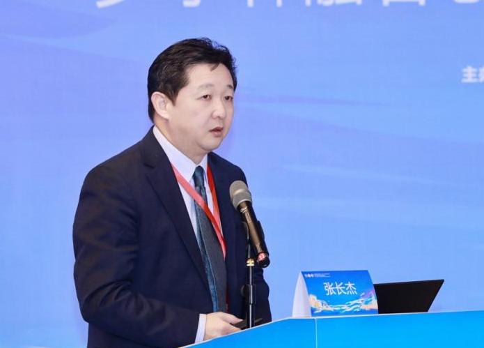 中国康复医学会疼痛康复专委会名誉主委,国家康复辅具研究中心毕胜