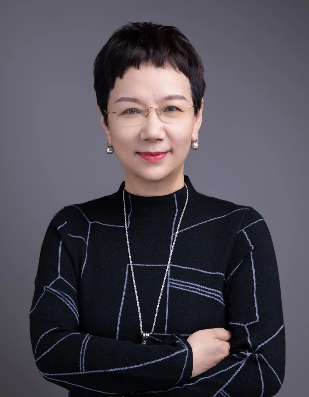 祝贺女科学家分会秘书长王红艳教授荣获全国三八红旗手