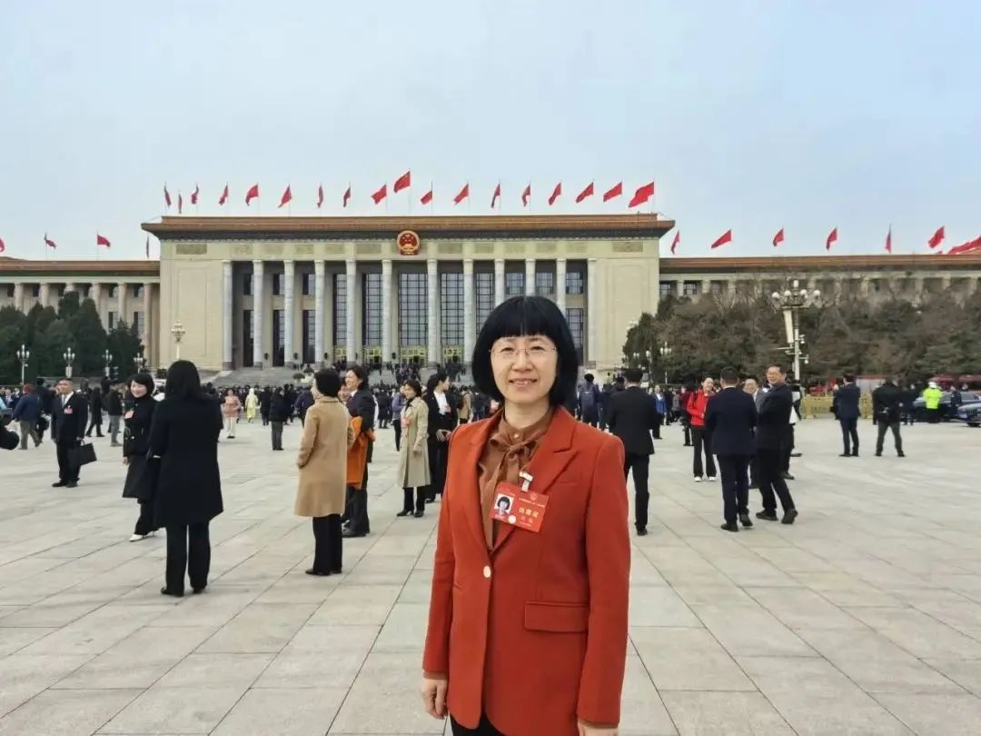助力生态文明建设和绿色低碳发展丨全国人大代表刘锐带着这些建议参加