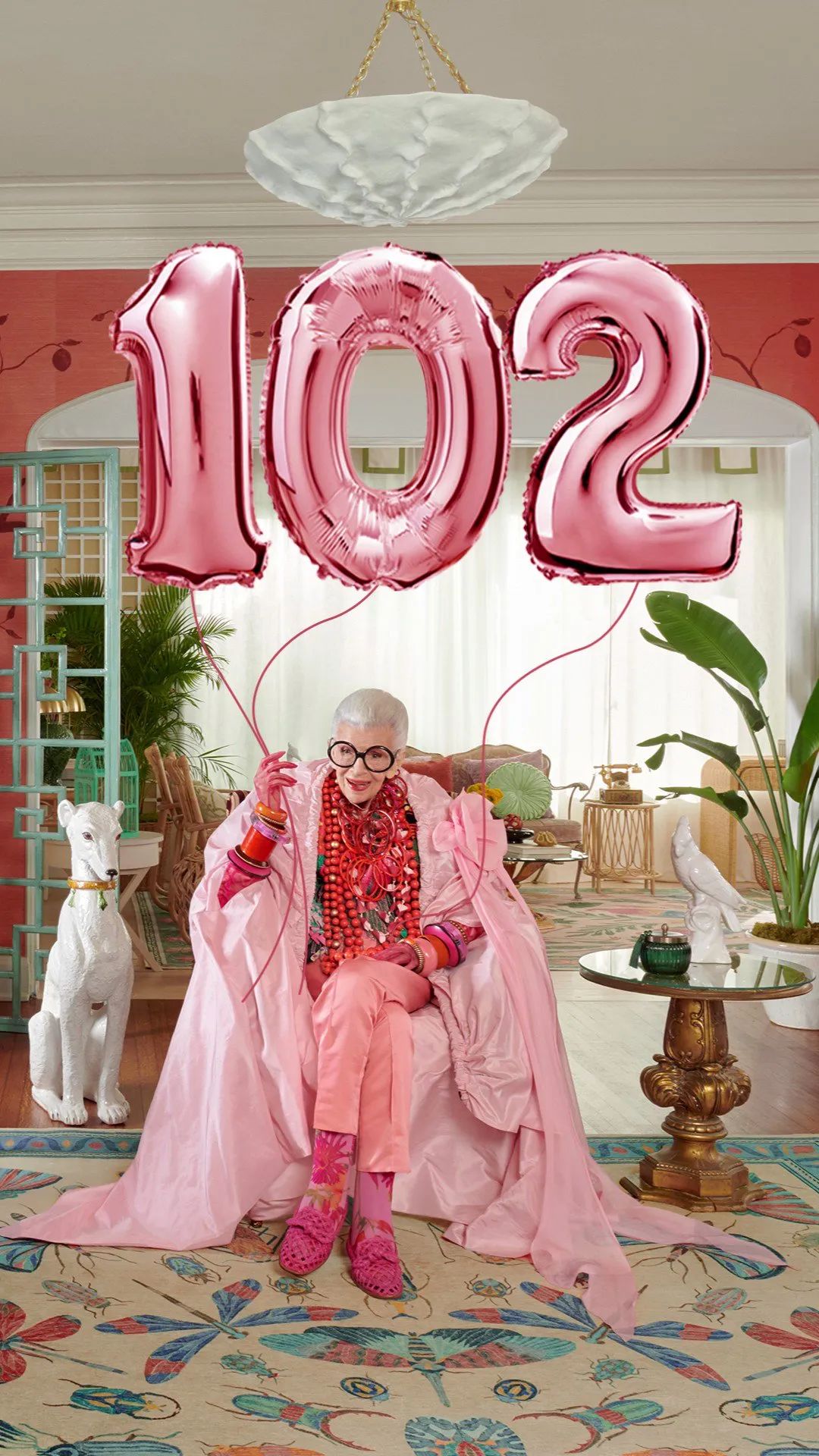 84岁走红,97岁做模特,艾瑞斯·阿普菲尔的彩色美学