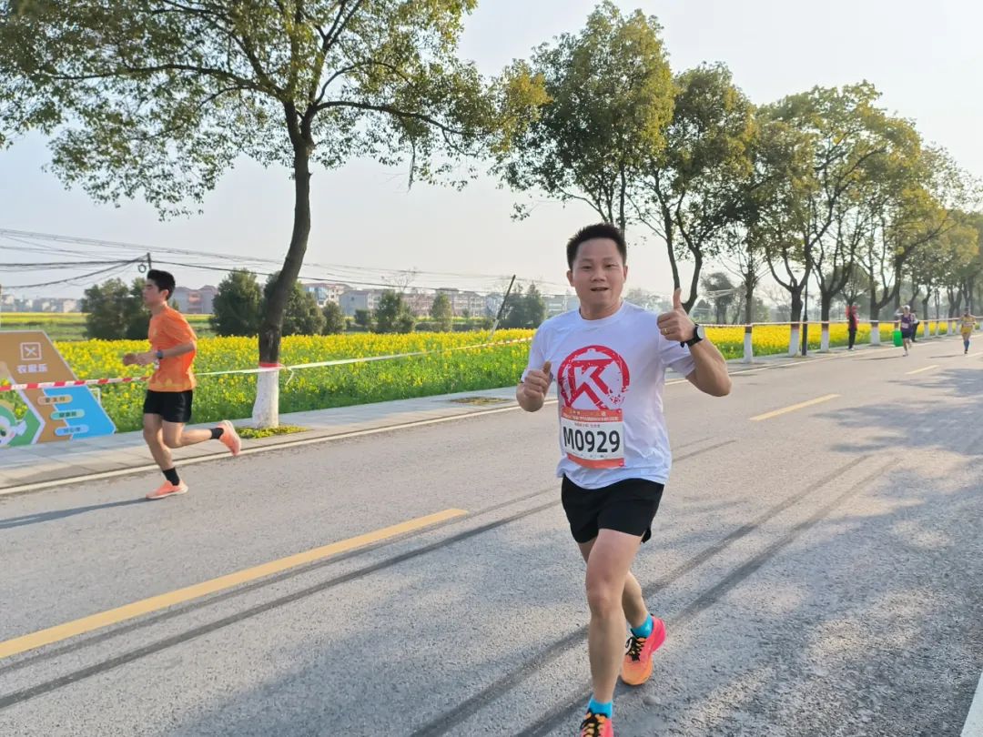 金花跑 真美好——安义花海再次拥抱马拉松_澎湃号·政务_澎湃新闻