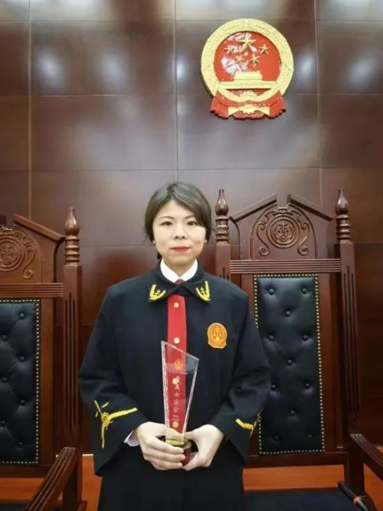 女法官国际日最美女法官于淼