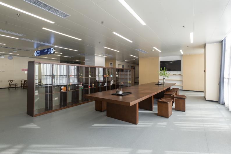 柳州这家公立医院能免费体验中医理疗光子嫩肤快上车