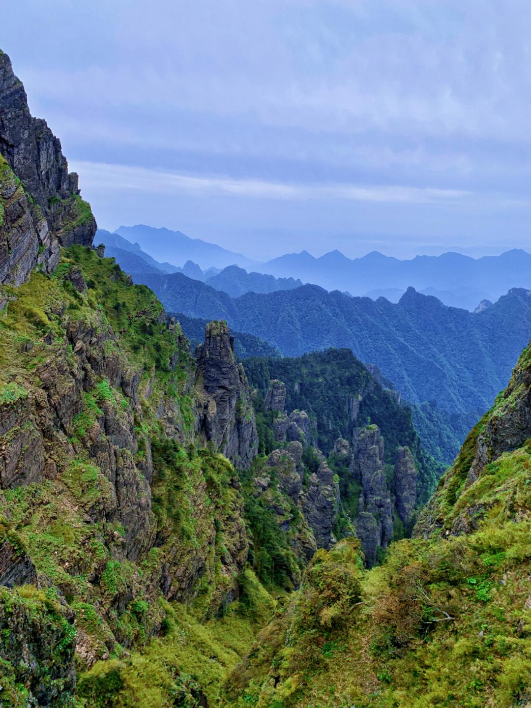 也会大打折扣也架不住景区的人潮涌动和拥挤烦闷但,再美的风景图源