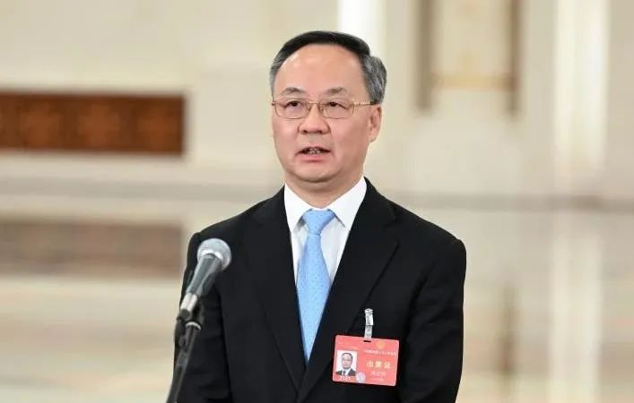 李云泽重磅发声丨两会现场_澎湃号·媒体_澎湃新闻-The Paper