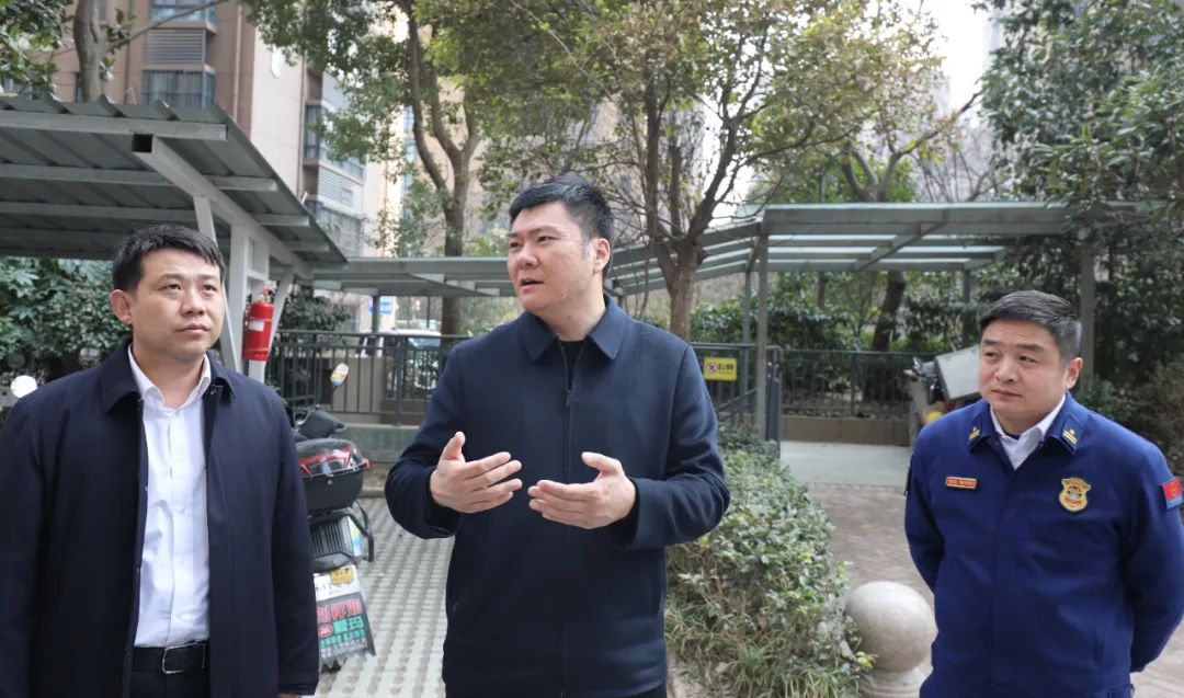 何喆带队检查安全生产(消防)工作_澎湃号·政务_澎湃新闻-the paper