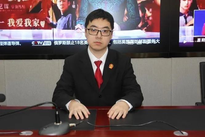 法庭等场所,亲身体验法院便民设施,了解安检,立案,审判等工作基本流程