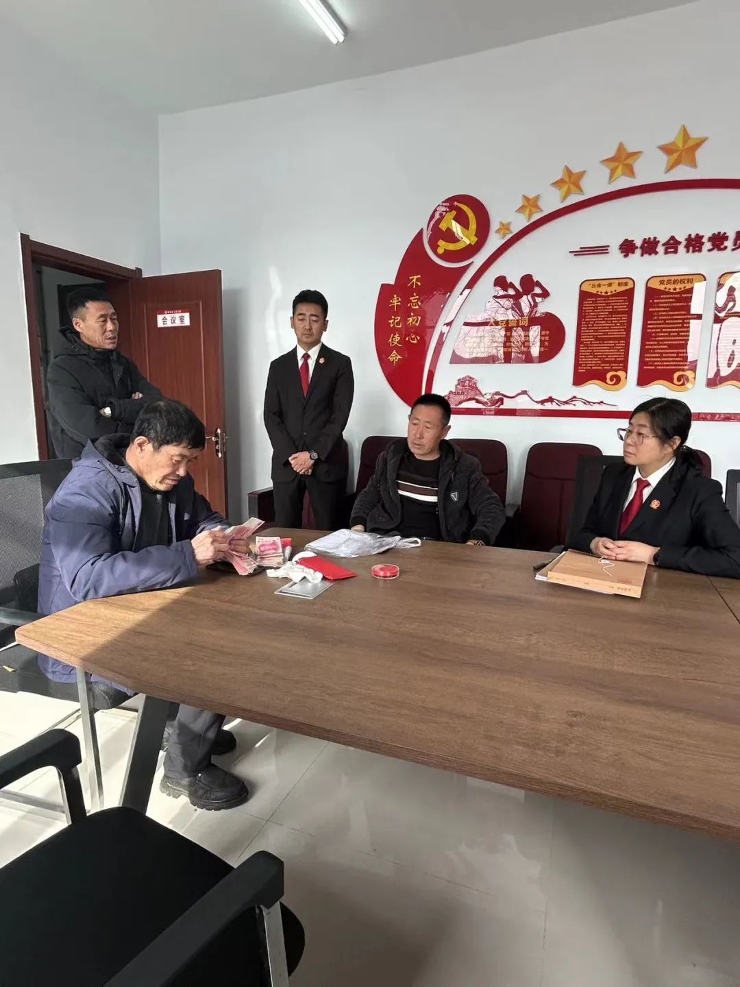 西丰法院|"春蚕调解室"调解一起春蚕引起的纷争