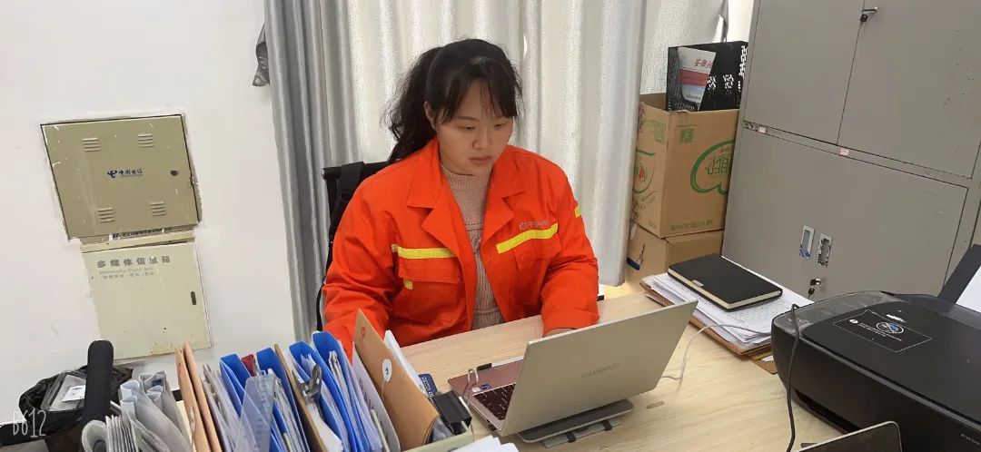 柔肩扛重任巾帼显担当公司先进女职工风采展