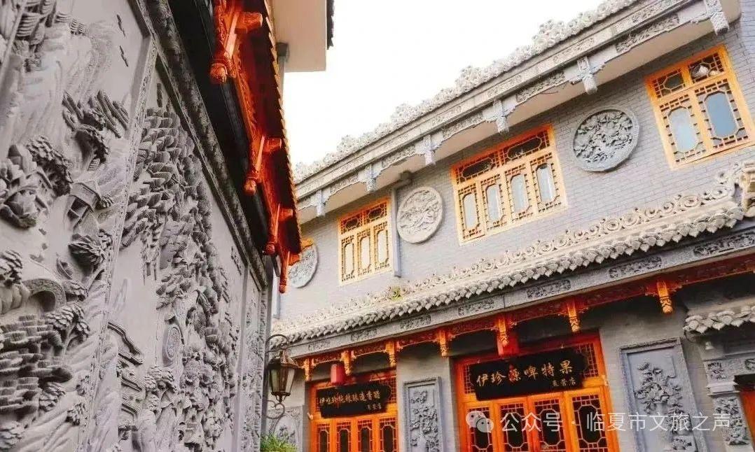 八坊十三巷也是临夏一个记忆深处的符号.