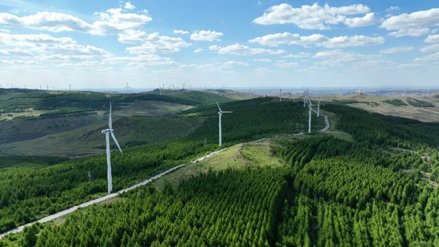 风起云涌筑就新能源坝头——张北县新能源装机总规模突破1000万千瓦