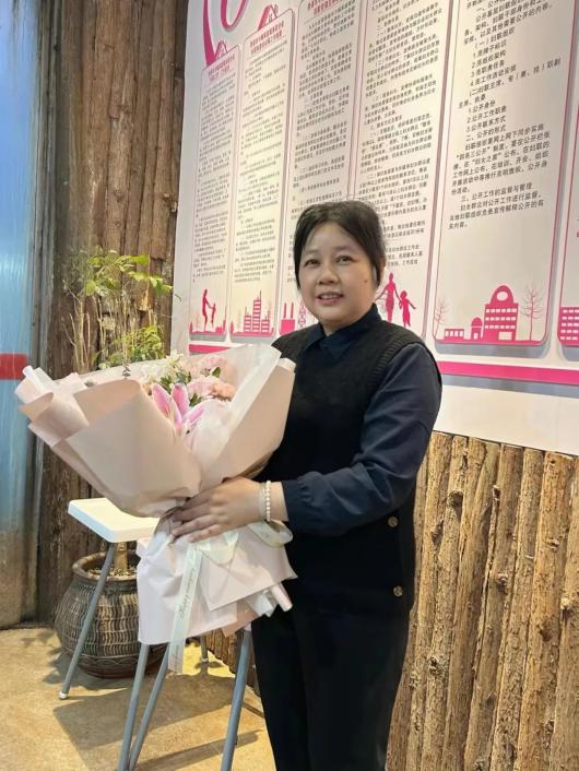 由该同志采写的《守得小家好 换来大家安——市妇联参与市域社会治理