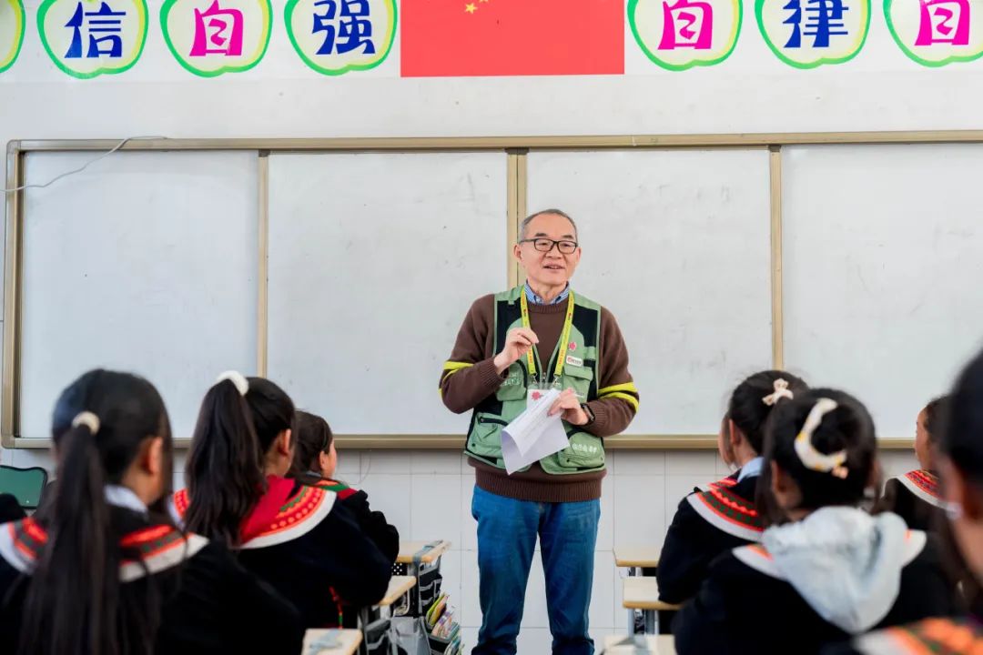 香樟助学计划 | 三年捐赠200万,7个香樟索玛班落地